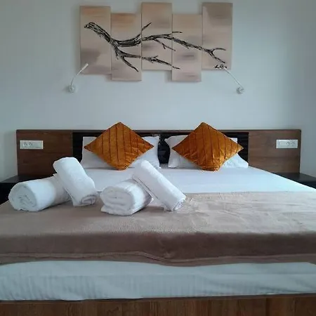 Preet House 아파트 *