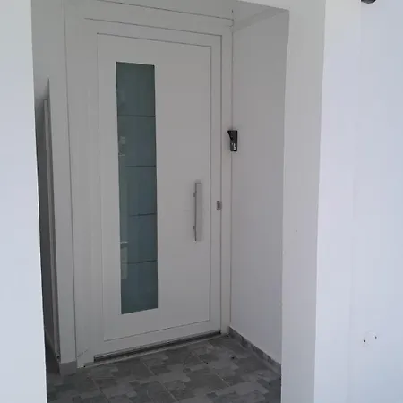 Apartment Preet House *